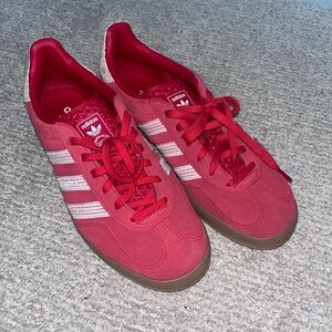 Adidas Gazelle - Better Scarlett